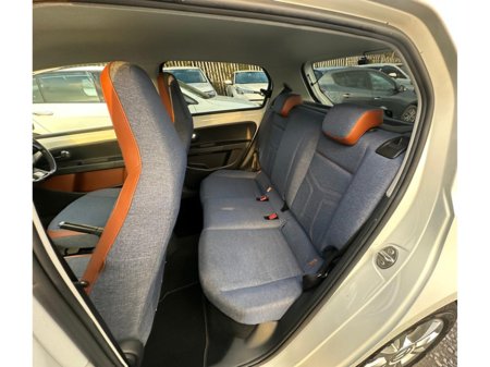 2016 Volkswagen up! - thumbnail 15