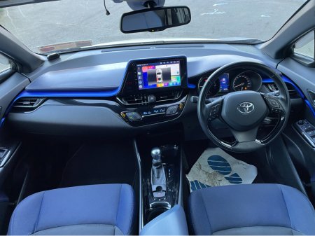 2017 Toyota C-HR - thumbnail 8