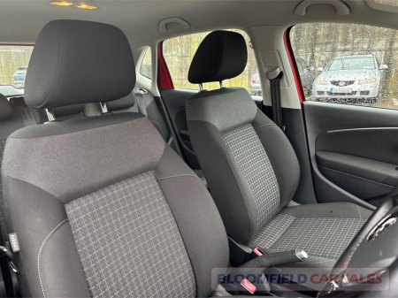 2016 Volkswagen Polo 1.2 , AUTO // LOW MILEAGE €11,950 thumbnail