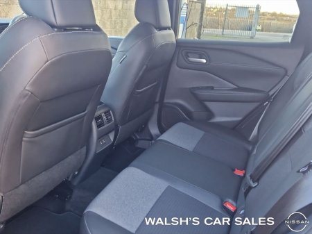 2025 Nissan Qashqai 1.3 Mhev SV Premium MY24 04DR €37,950 thumbnail