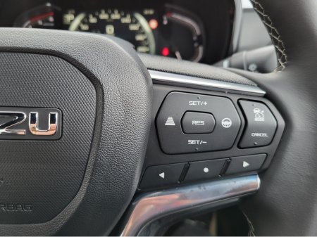 2026 Isuzu D-MAX (5yr 100k kms warranty) 1.9 Turbo Diesel Auto €54,999 thumbnail