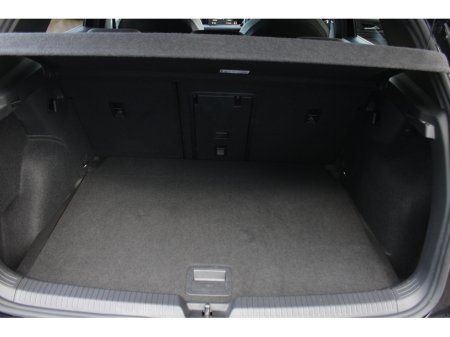 2023 Volkswagen Golf - thumbnail 18