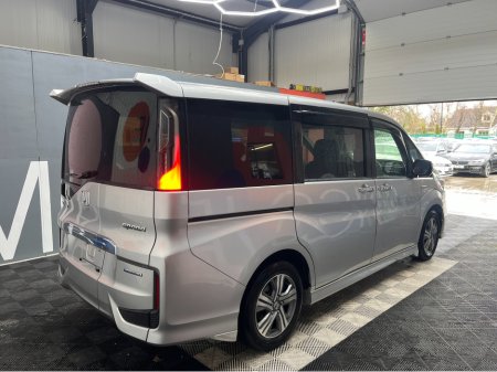 2017 Honda Stepwagon €21950! 2017 HONDA STEPWAGON SPADA HYBRID G SENSING 2.0 AUTOMATIC / CRUISE CONTROL / REVERSE CAMERA / AUTOMATIC DOORS AND MORE €21,950 thumbnail