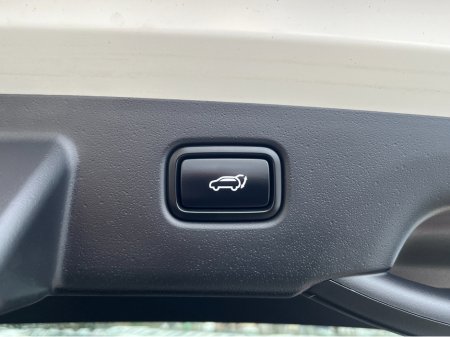 2023 Kia Niro - thumbnail 8