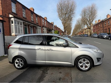 2013 Ford Grand C-Max - thumbnail 4