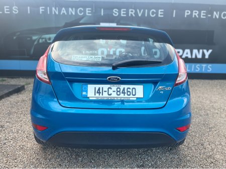 2014 Ford Fiesta - thumbnail 5