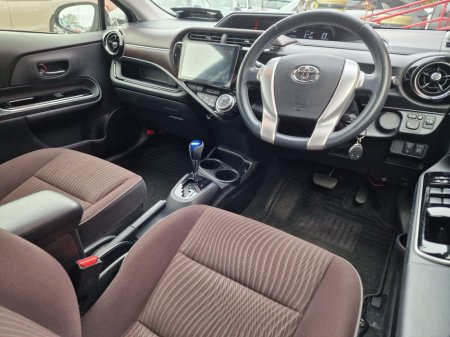 2017 Toyota Aqua - photo 9