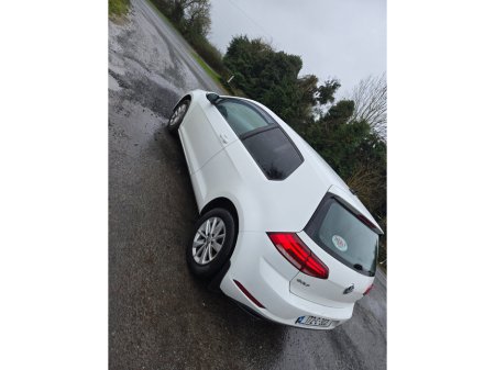 2017 Volkswagen Golf  €10,500 thumbnail