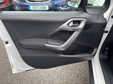 2017 Peugeot 2008 1.6 HDI, ACTIVE MODEL, FULL SERVICE HISTORY, FINANCE, WARRANTY, 5 STAR REVIEWS €9,995 thumbnail