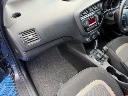 2017 Kia Ceed - thumbnail 42