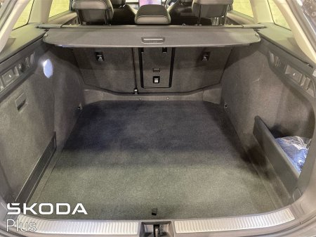 2025 Skoda Superb - thumbnail 9