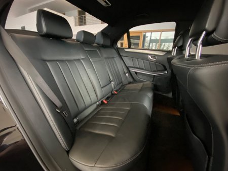 2016 Mercedes-Benz E Class E 200 BLUETEC CLASSIC A/T thumbnail