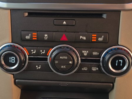 2014 Land Rover Discovery - thumbnail 38