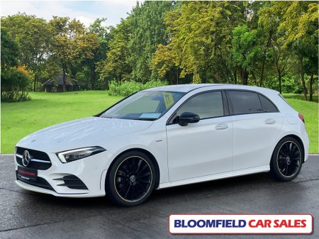 2018 Mercedes-Benz A Class EDITION 1 , AMG LINE // DIGITAL DASH €23,950 thumbnail