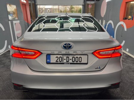 2020 Toyota Camry - thumbnail 3