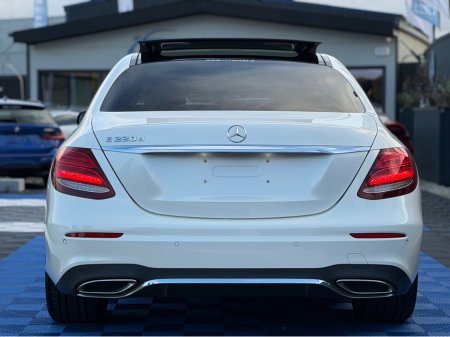 2019 Mercedes-Benz E Class - thumbnail 6