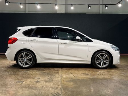 2017 BMW 2 Series - view 2