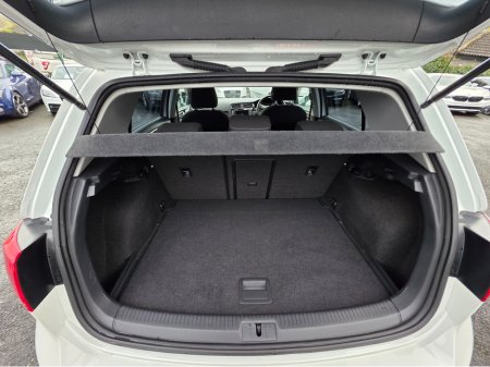 2016 Volkswagen Golf 1.4 TSI HIGHLINE EDITION PRIVACY GLASS REVERSE CAMERA - SIMI DEALER - LOW ROAD TAX BAND €15,750 thumbnail