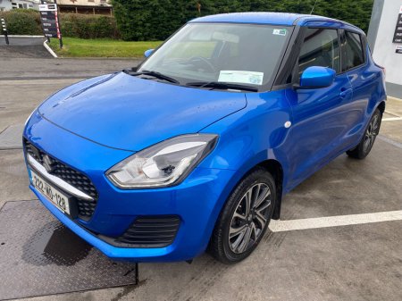 2022 Suzuki Swift - thumbnail 4