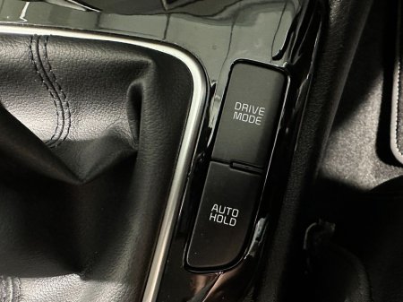 2025 Kia Sportage - thumbnail 21