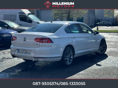 2016 Volkswagen Passat - thumbnail 3