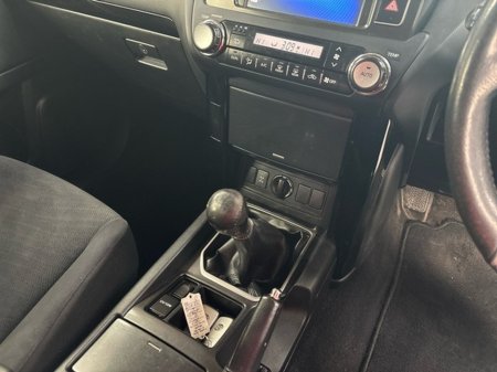 2016 Toyota Landcruiser - thumbnail 14