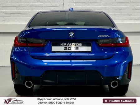 2025 BMW 3 Series - thumbnail 7