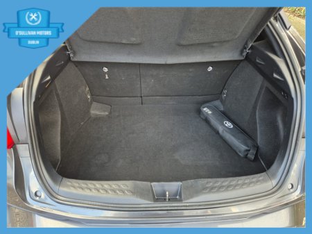 2023 Toyota C-HR HYBRID SOL 4DR AUTO €22,499 thumbnail