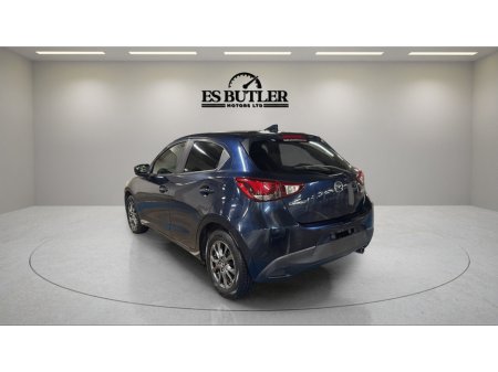 2017 Mazda Demio - thumbnail 3