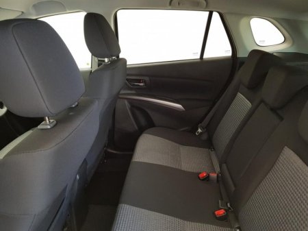 2024 Suzuki S-CROSS Motion €28,950 thumbnail