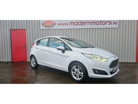 2016 Ford Fiesta ZETEC TURBO 1.0 eco 100 low miles €8,750 thumbnail