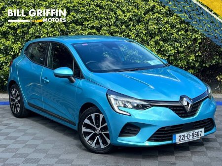 2022 Renault Clio ICONIC 1.0 TCE // APPLE CARPLAY/ANDROID AUTO // PARKING SENSORS // AIR CONDITIONING