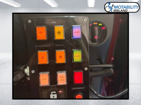 2018 Volkswagen Caddy - thumbnail 18