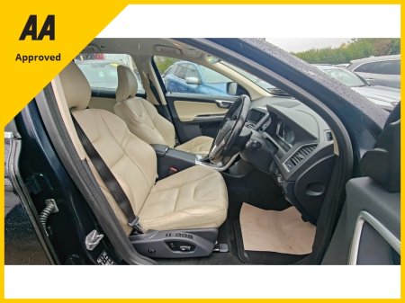 2015 Volvo XC60 - thumbnail 17