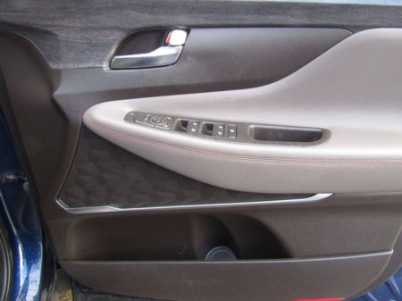 2019 Hyundai Santa Fe 2WD Executive Plus 5DR €23,950 thumbnail