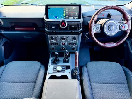 2024 INEOS Grenadier 5DR AUTO €92,950 thumbnail