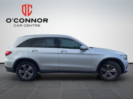 2017 Mercedes-Benz GLC Class - thumbnail 5