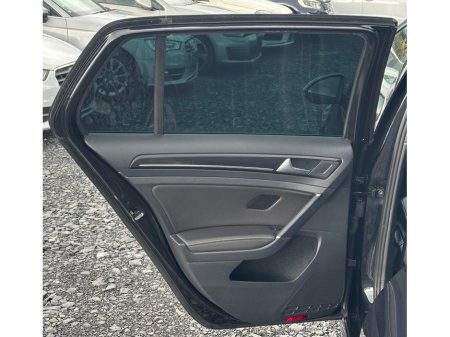 2014 Volkswagen Golf - thumbnail 15