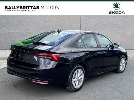 2026 Skoda Octavia Selection 2.0 TDI €37,850 thumbnail