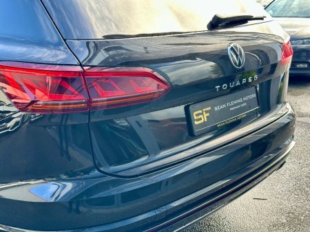 2023 Volkswagen Touareg - thumbnail 29