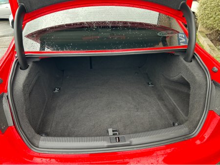 2012 Audi A4 2.0 TDI S-LINE 120BHP 4DR **HEATED SEATS** BLUETOOTH** AIR CON** €9,950 thumbnail