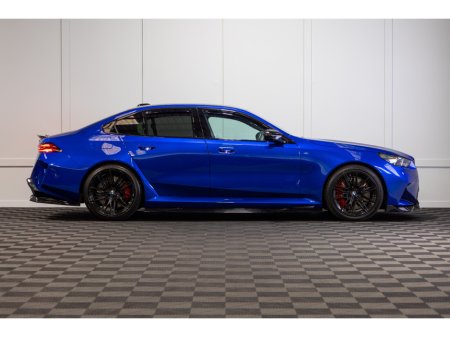 2025 BMW M5 - thumbnail 6