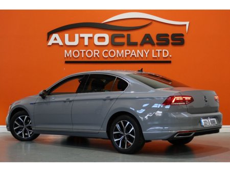 2022 Volkswagen Passat GTE DSG #16 €27,950 thumbnail