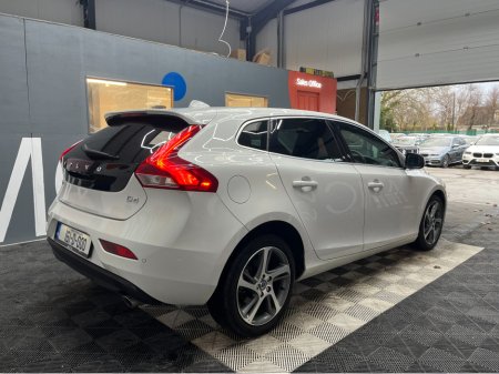 2016 Volvo V40 €13950! 2016 VOLVO V40 AUTOMATIC / REVERSE CAMERA / CRUISE CONTROL  / MEMORY SEATS €13,950