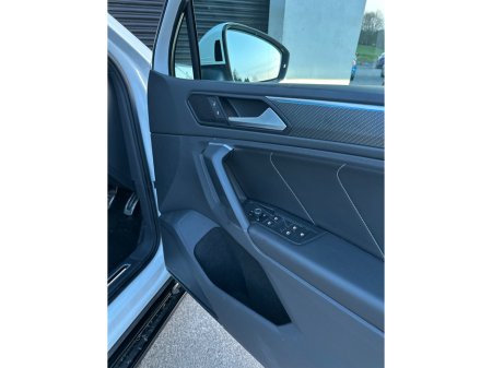 2020 Volkswagen Tiguan - thumbnail 23