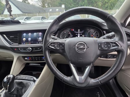 2019 Opel Insignia 1.5 (140PS) Turbo 120 Years €13,950 thumbnail