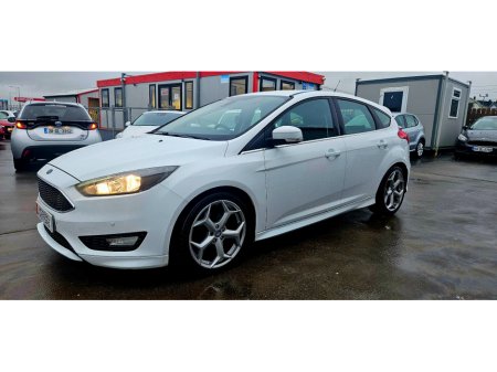 2016 Ford Focus ZETEC S 1.0 ECO 125BHP LOW MILES €9,750 thumbnail