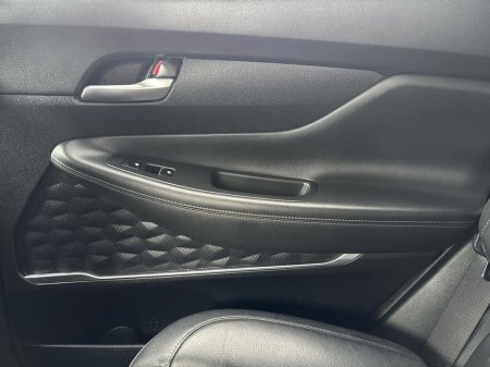2019 Hyundai Santa Fe - thumbnail 11