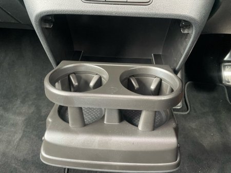 2025 Volkswagen ID.Buzz ID.BUZZ STYLE 86KWH 280BHP LWB €66,975 thumbnail