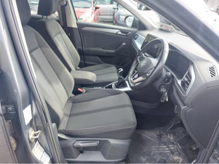 2022 Volkswagen T-Roc - thumbnail 4